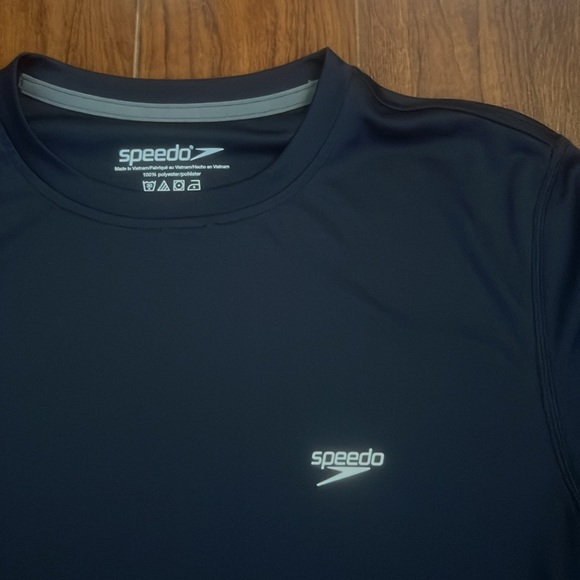 Speedo, navy blue compression gym and swim top. - Picture 2 of 3